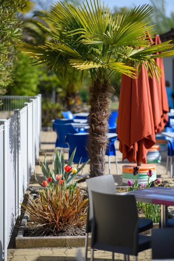 Logis Hotel Restaurant Solenca Nogaro Exterior photo